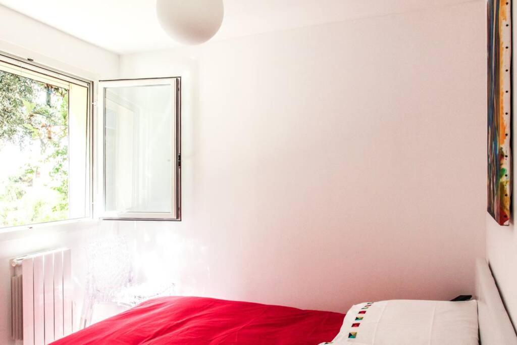 Appartement Lumineux Avec Terrasse Jardin Et Acces Piscine Villefranche-sur-Mer Luaran gambar