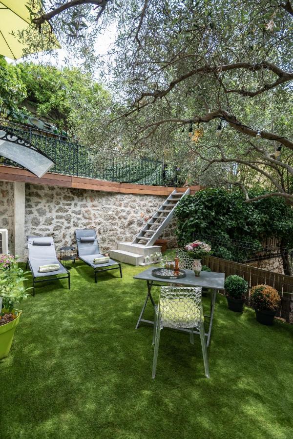 Appartement Lumineux Avec Terrasse Jardin Et Acces Piscine Villefranche-sur-Mer Luaran gambar